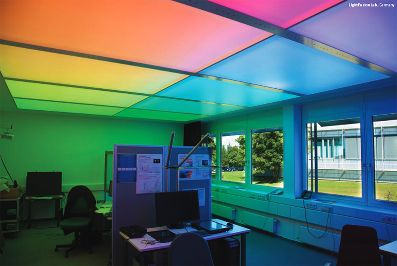 image from Light Fusion Lab, Germany of a experimental work space with highly controllable lighting